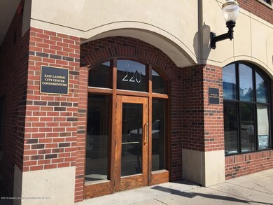 02 entrance
