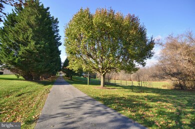 364 Lankford Rd, Harwood, MD 20776 - photo 2