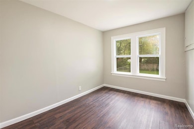 7260 Cadillac Ave, Warren, MI 48091 - photo 7