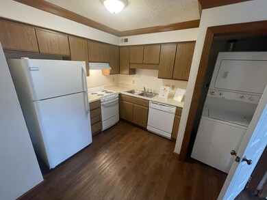 3527 Ivy Commons Dr unit 101, Raleigh, NC 27606 - photo 4