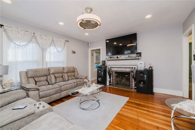 75 Randolph Ave, Tiverton, RI 02878 - photo 5