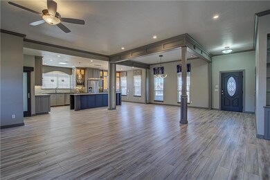 1500 Richland Cir, Edmond, OK 73012 - photo 2