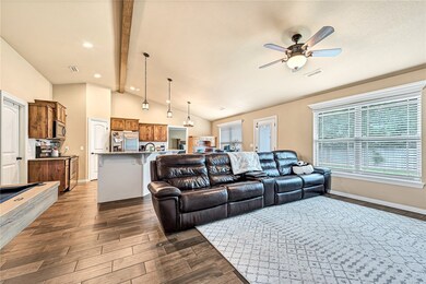 202 S Baggett St, Prairie Grove, AR 72753 - photo 2