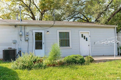 1736 Brook St, Lawrence, KS 66044 - photo 5