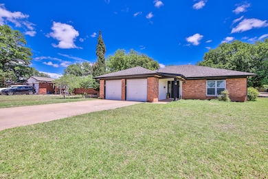 6907 Avenue W, Lubbock, TX 79412 - photo 2