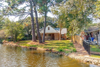 720NGodfreyParkPl-KeenEyeMarketing-002