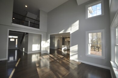 8 Carole Way, Danvers, MA 01923 - photo 5