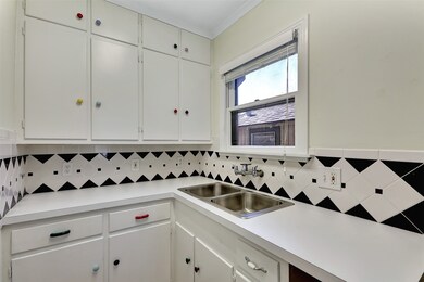 3504 Mount Vernon St unit 1/2, Houston, TX 77006 - photo 3
