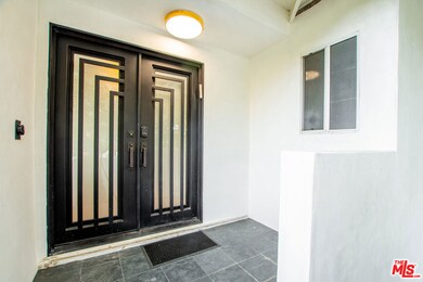 5005 Calderon Rd, Woodland Hills, CA 91364 - photo 3