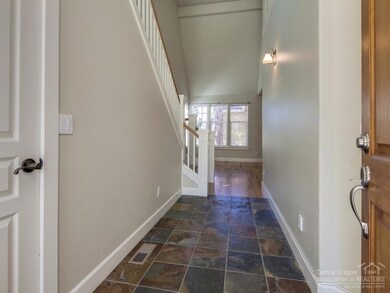1521 NW Lewis St, Bend, OR 97701 - photo 4