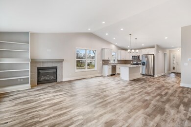 11530 Ridgeway Dr, Holland, MI 49424-3