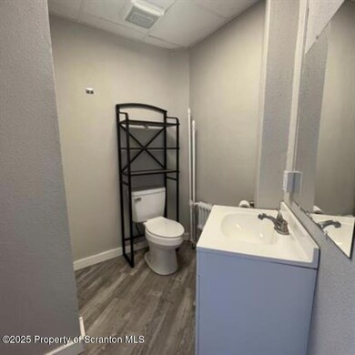 102 Delaware Ave unit 2-B, Olyphant, PA 18447 - photo 4