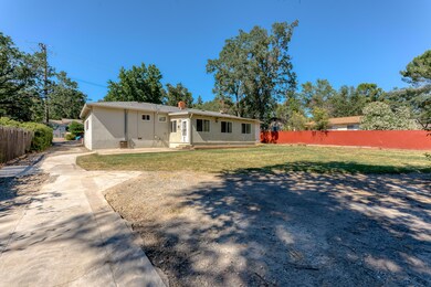 797 Joaquin Ave, Redding, CA 96002 - photo 5