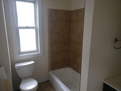 18 N Federal St unit 2, Lynn, MA 01905 - photo 3