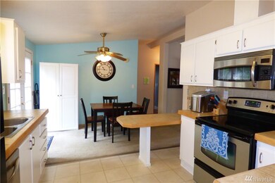 8414 McNiece Dr SE, Yelm, WA 98597 - photo 5