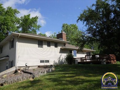 6632 SW Burlingame Rd, Topeka, KS 66619 - photo 2