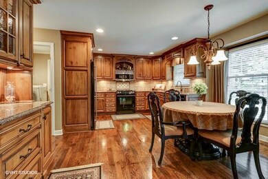 10227 Oakmont Cir, Lenexa, KS 66215 - photo 7