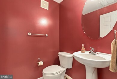 6800 Sabbarton Place, Gainesville, VA 20155 - photo 5