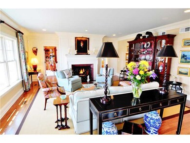 Den/Family/Great Room. Great Room w/Brick Fireplac