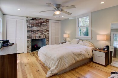 527 bed lower
