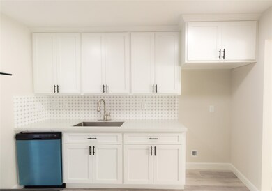 1521 W Sam Houston Pkwy S, Houston, TX 77042 - photo 3