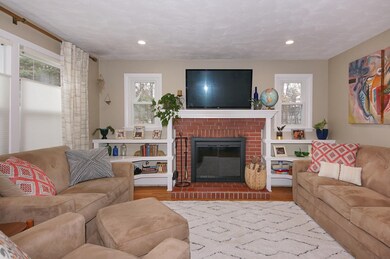 13 Kerry Craig Cir, Northborough, MA 01532 - photo 2