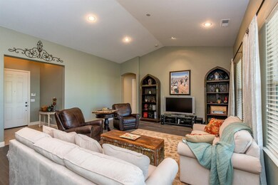 3236 Blackwood Ave, Clovis, CA 93619 - photo 5