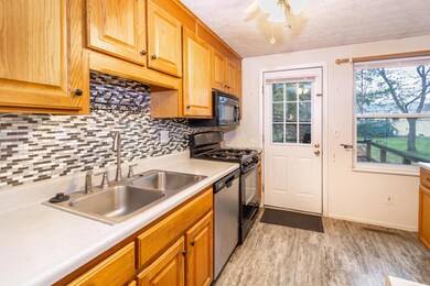 6595 Merry Ln (7)