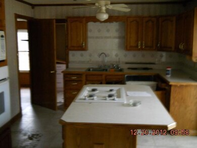 54760 Center St, New Carlisle, IN 46552 - photo 3