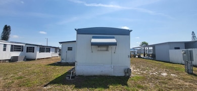 9041 Shawn Ave, Port Richey, FL 34668 - photo 3