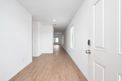 24114 Wandering Brook Dr, Hockley, TX 77447 - photo 5