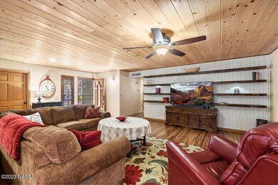 04-Living Room