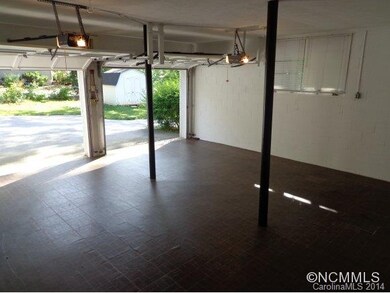 Spotless Garage