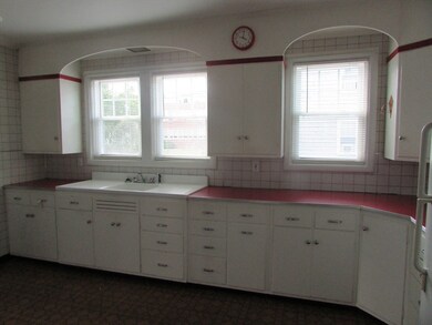 14 Bradford St unit 1, Taunton, MA 02780 - photo 6