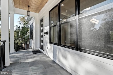 6107 Dunleer Ct, Bethesda, MD 20817 - photo 3