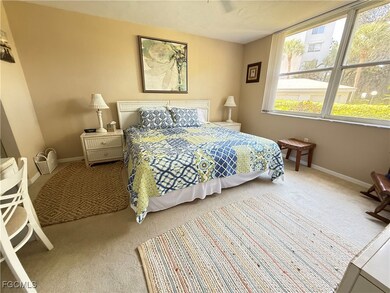 285 Naples Cove Dr unit 1102, Naples, FL 34110 - photo 3