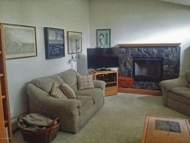 Family Room/ Living Room