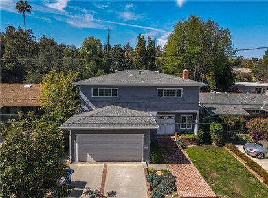 4613 Santa Lucia Dr, Woodland Hills, CA 91364 - photo 2