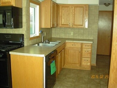 5117 Irish Ln, Fitchburg, WI 53711 - photo 5