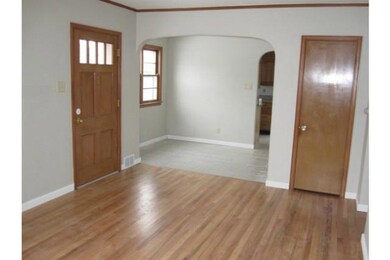 4024 14th St, Des Moines, IA 50313 - photo 5