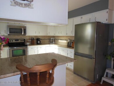 0007_kitchen1.JPG