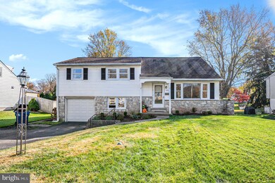 220 Woodlawn Dr, Lansdale, PA 19446 - photo 3