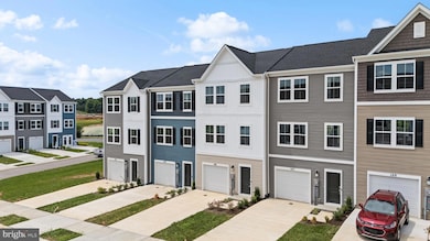 105 Milburn Dr, Martinsburg, WV 25403 - photo 5