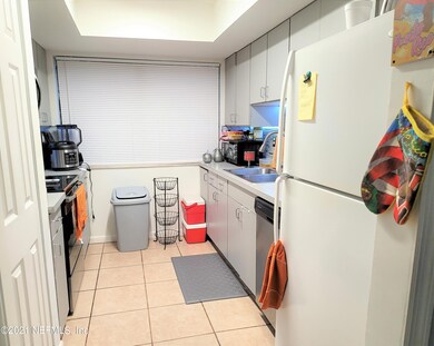 618 Oaks Plantation Dr, Jacksonville, FL 32211 - photo 5