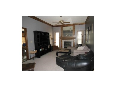 Great room with nine foot ceiling