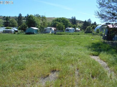 335 S Cozart St, Prairie City, OR 97869 - photo 6