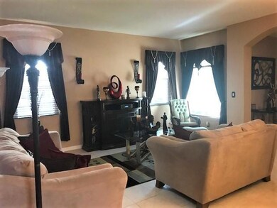 1270 Rosegate Blvd, Riviera Beach, FL 33404 - photo 4