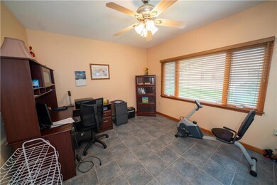 1324 S Krocks Rd, Allentown, PA 18106 - photo 7