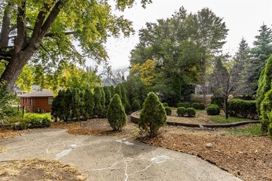 3412 Franklin Ave, Des Moines, IA 50310 - photo 3