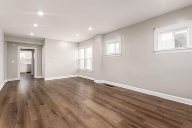 1555 E Rich St unit 557, Columbus, OH 43205 - photo 2